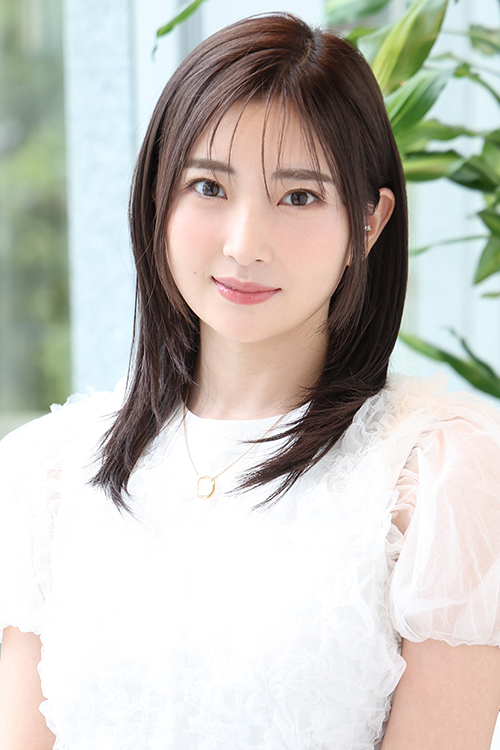 岸野 里香 | 東京・名古屋のモデルタレント事務所セントラルジャパン